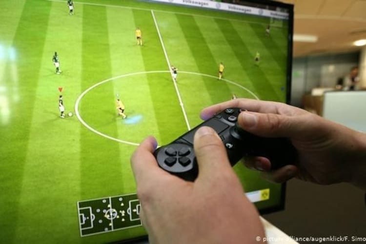 How Blockchain and Website Development Can Enhance the Growth of Esports Business